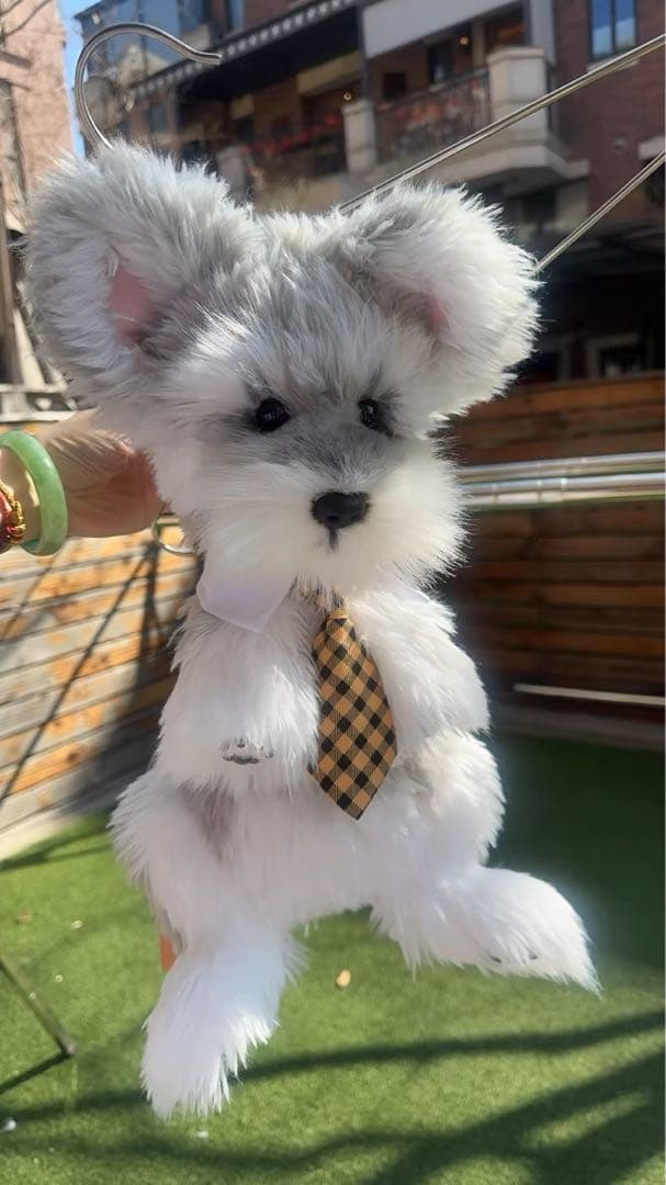 犬のぬいぐるみ ネクタイ付き