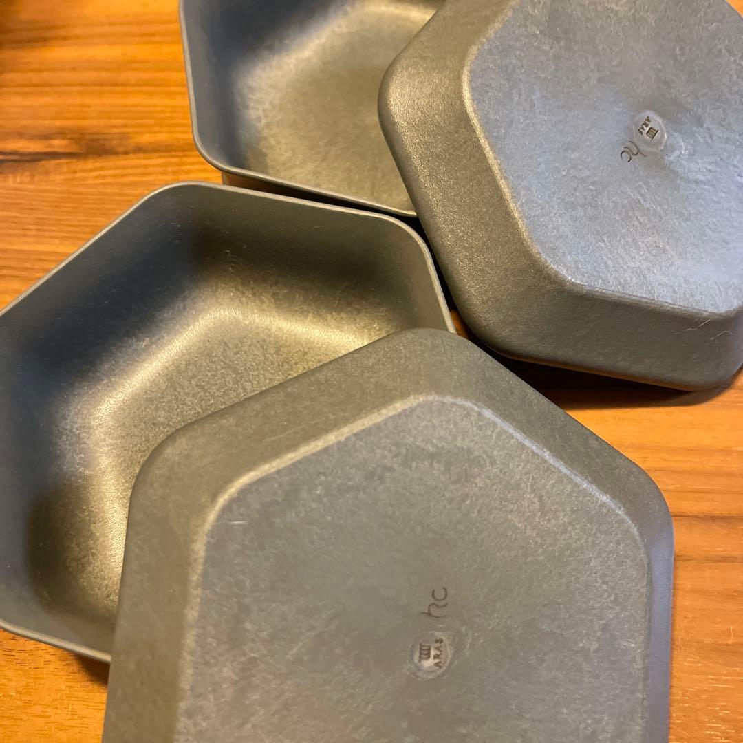 ARAS 深鉢ロッカク中・平皿ロッカク中 カーキ各1セット×2