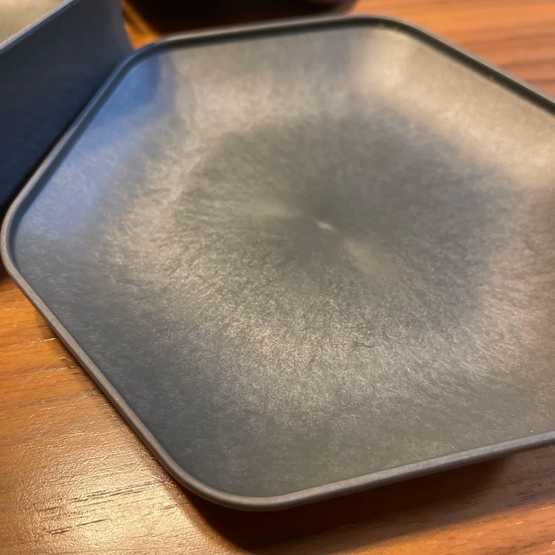 ARAS 深鉢ロッカク中・平皿ロッカク中 カーキ各1セット×2