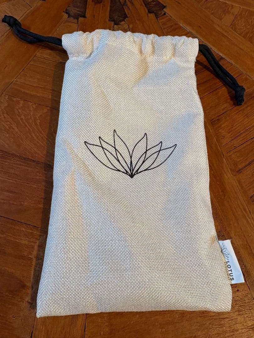 Lotus Kendamas とGHOST TOWN けん玉