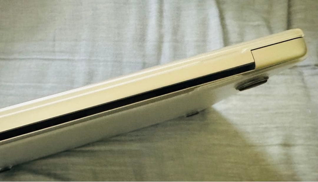 【最終値下げ】2024 Macbook Pro M4 14インチ　シルバー