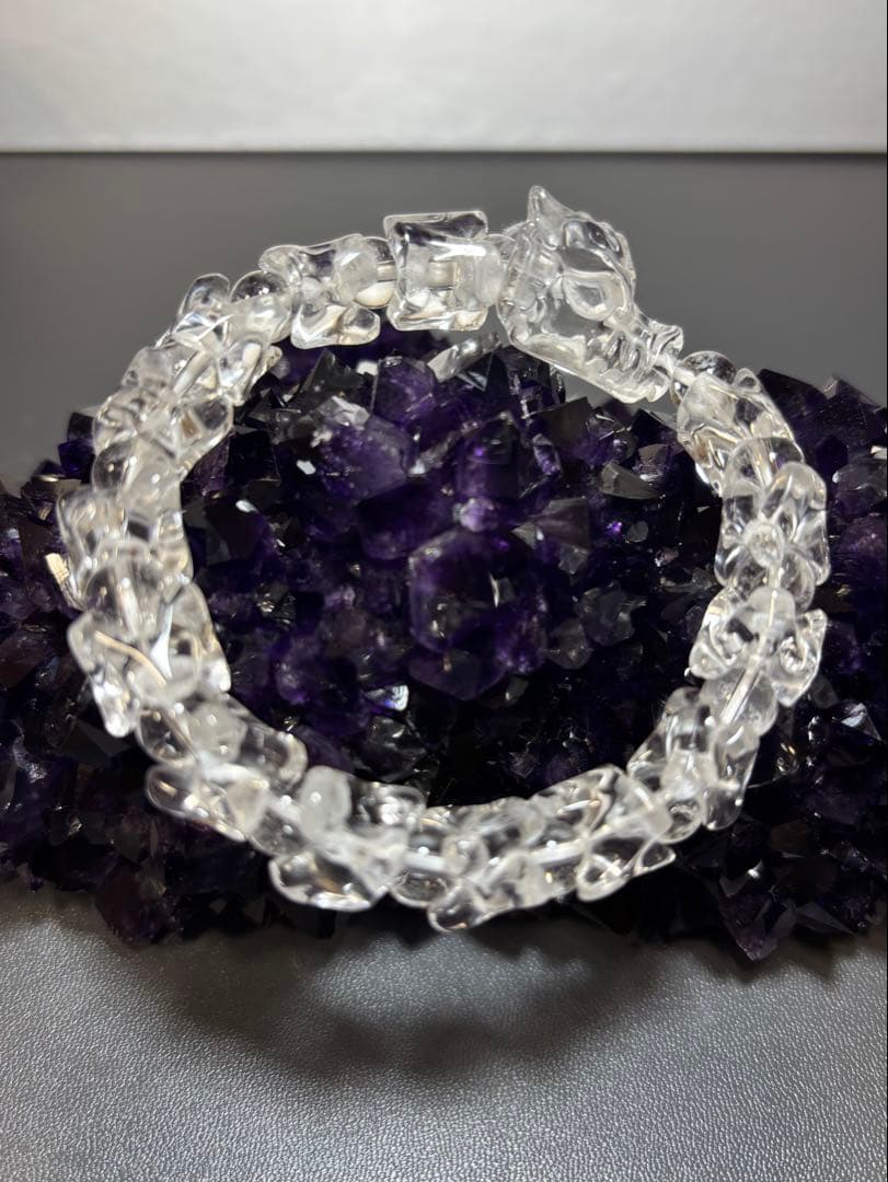 龍のクリア水晶ブレスレット　8.7mm前後　天然石