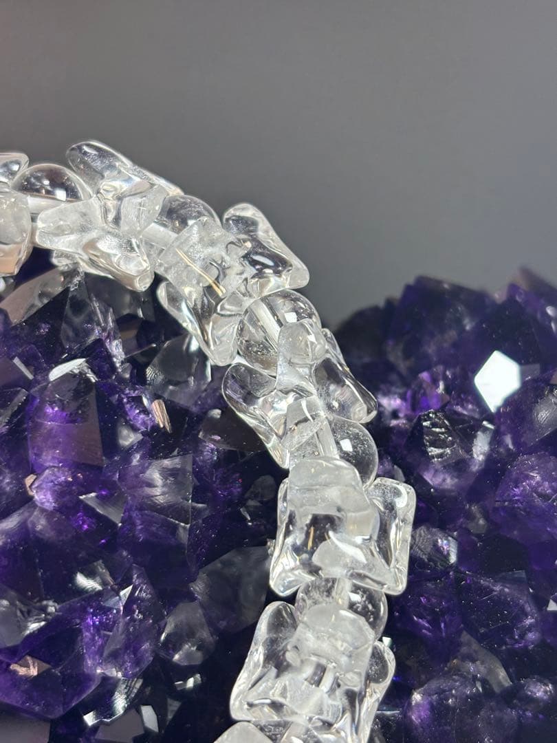 龍のクリア水晶ブレスレット　8.7mm前後　天然石