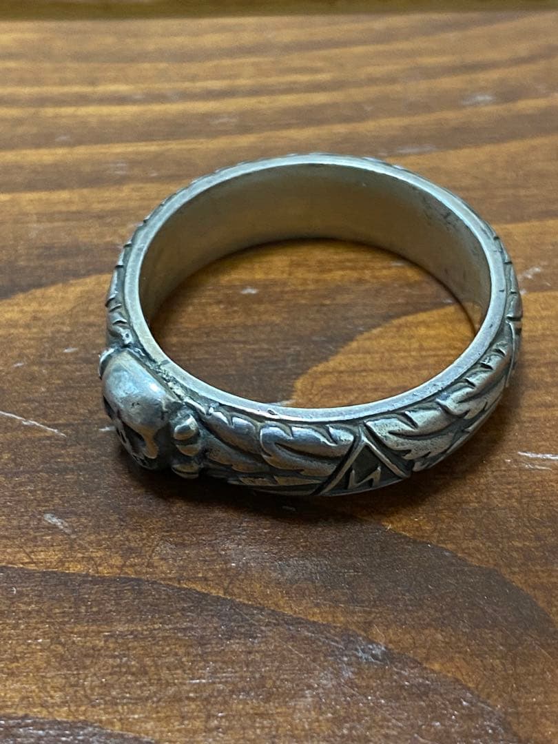 髑髏名誉指輪　フリーサイズ