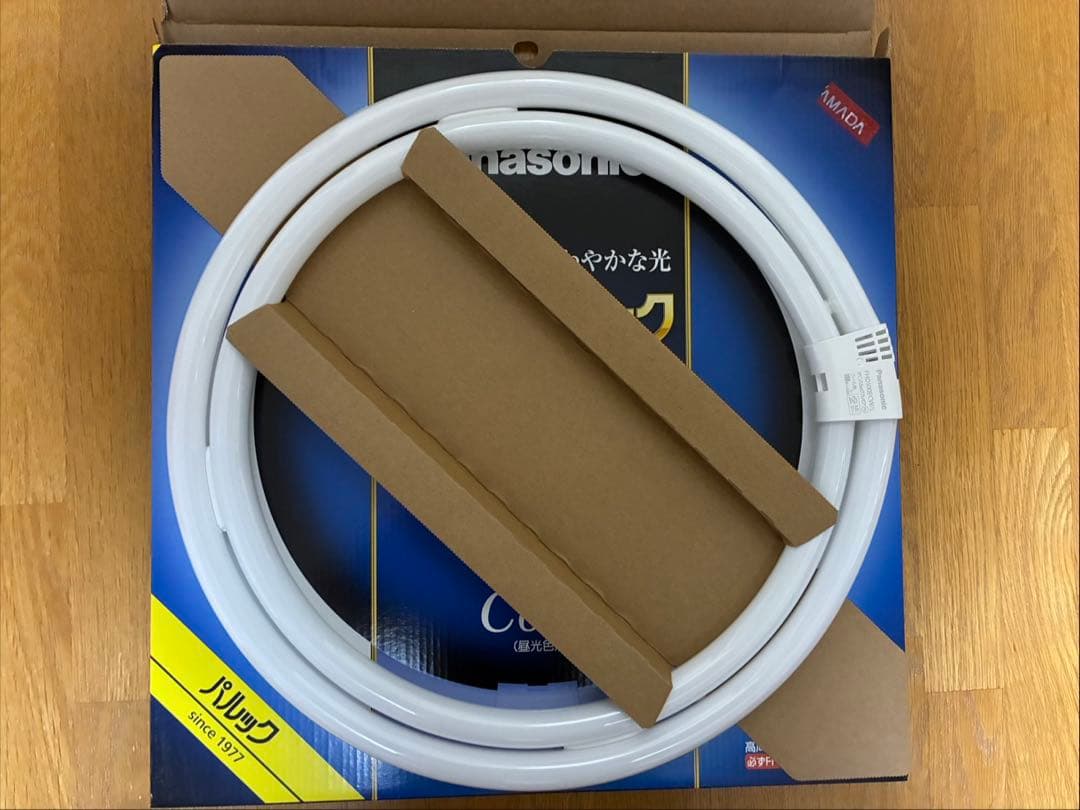 Panasonic ツインパルック プレミア 100形