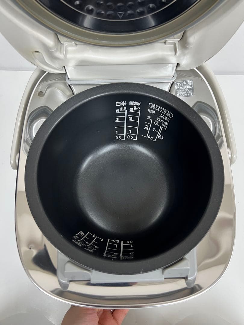 TOSHIBA 真空圧力IH炊飯器 RC-VS10k