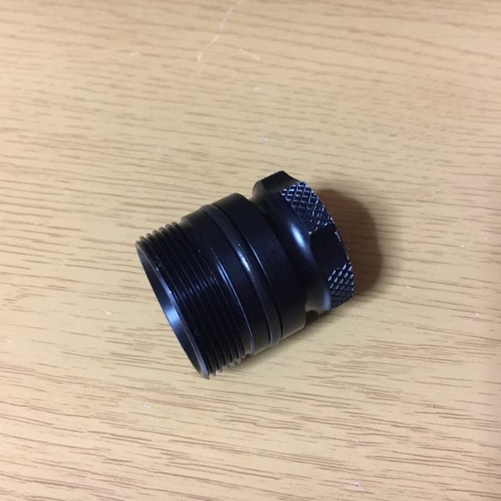 SUREFIRE E to C アダプター