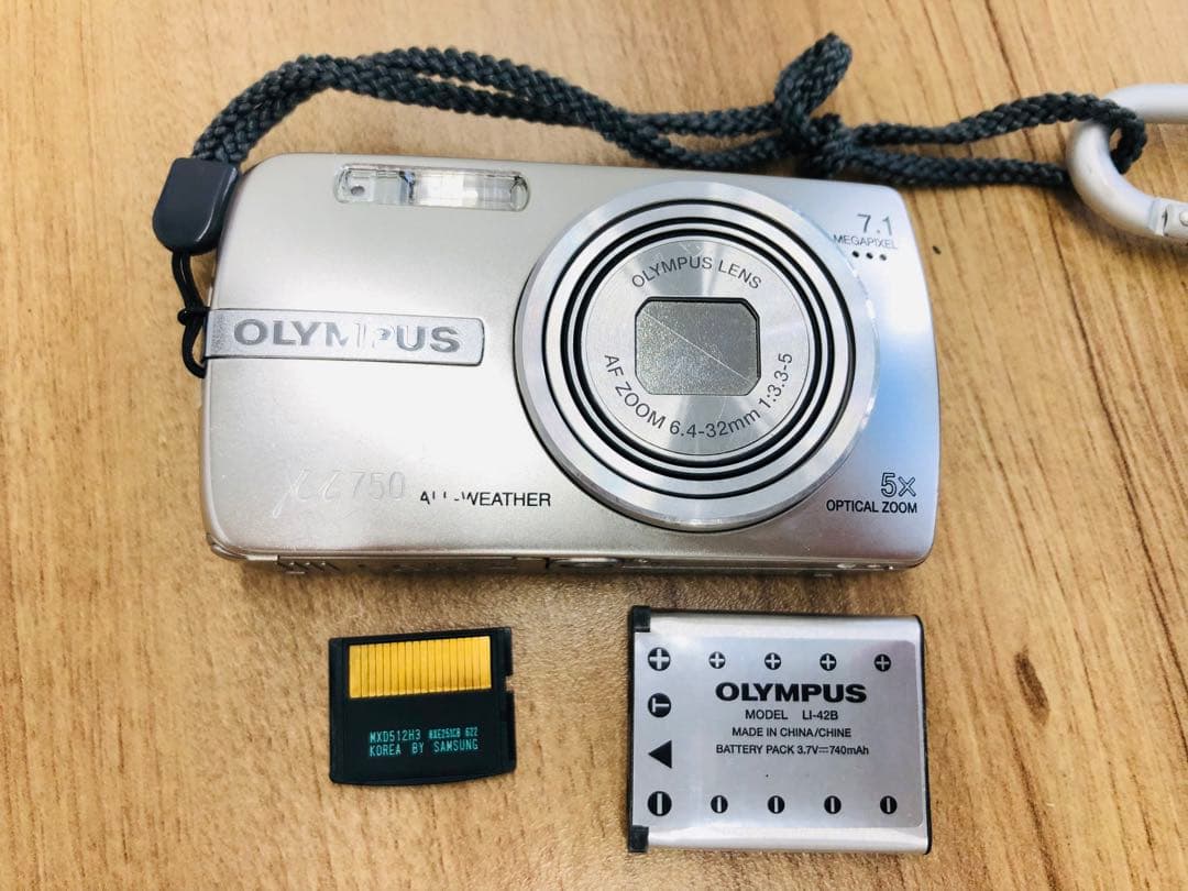 Olympus μ750 コンパクトデジタルカメラ 動作確認済み