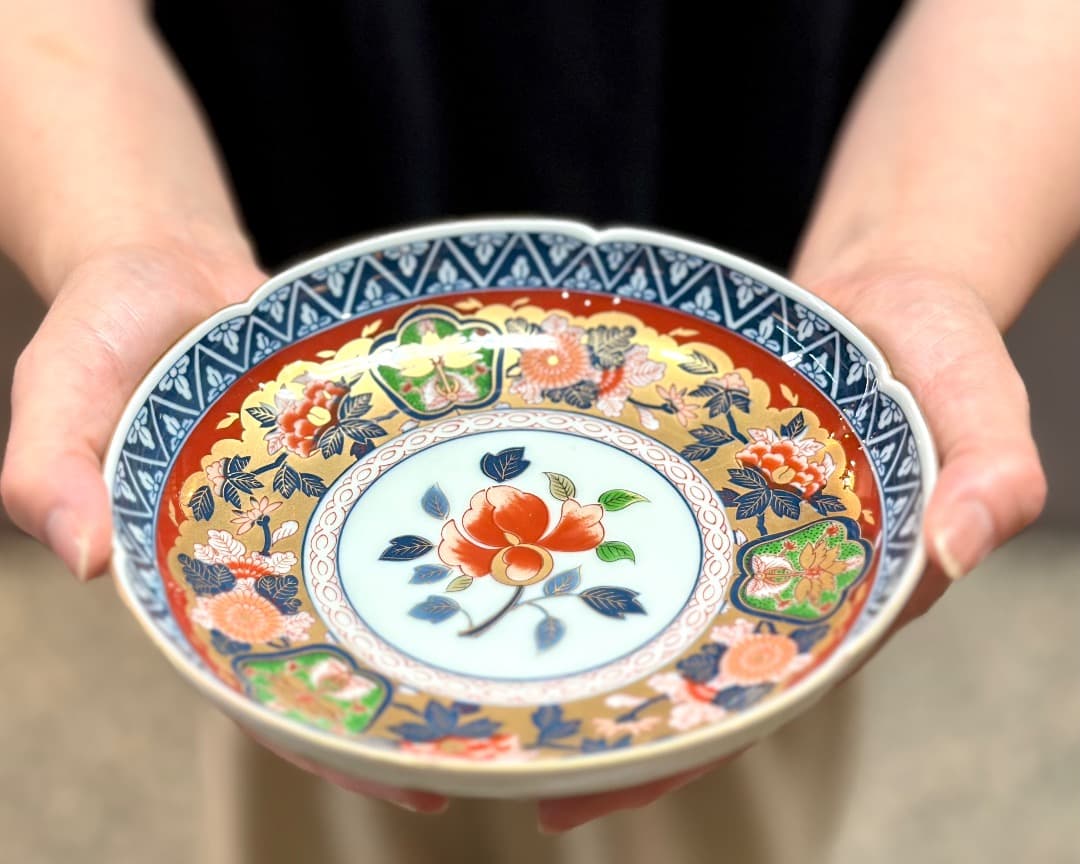 値下げ　新品　有田焼　極錦金彩古伊万里様式　和皿　直径17.5cm　其泉窯　④