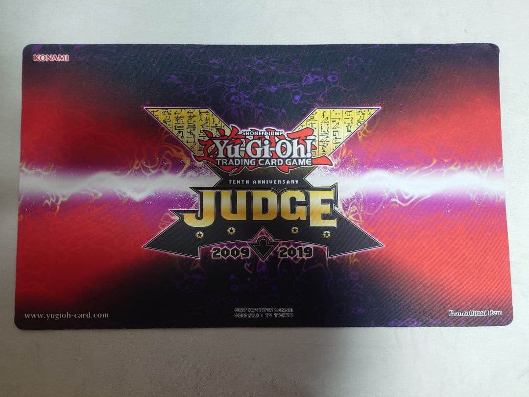 遊戯王　JUDGE ジャッジ　プレイマット　10周年　2009 2019 黒　赤