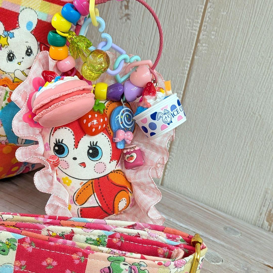 ☆いろは❤️ハニーチューン大きな ポーチバッグ♥ ショルダー紐付きセット♥