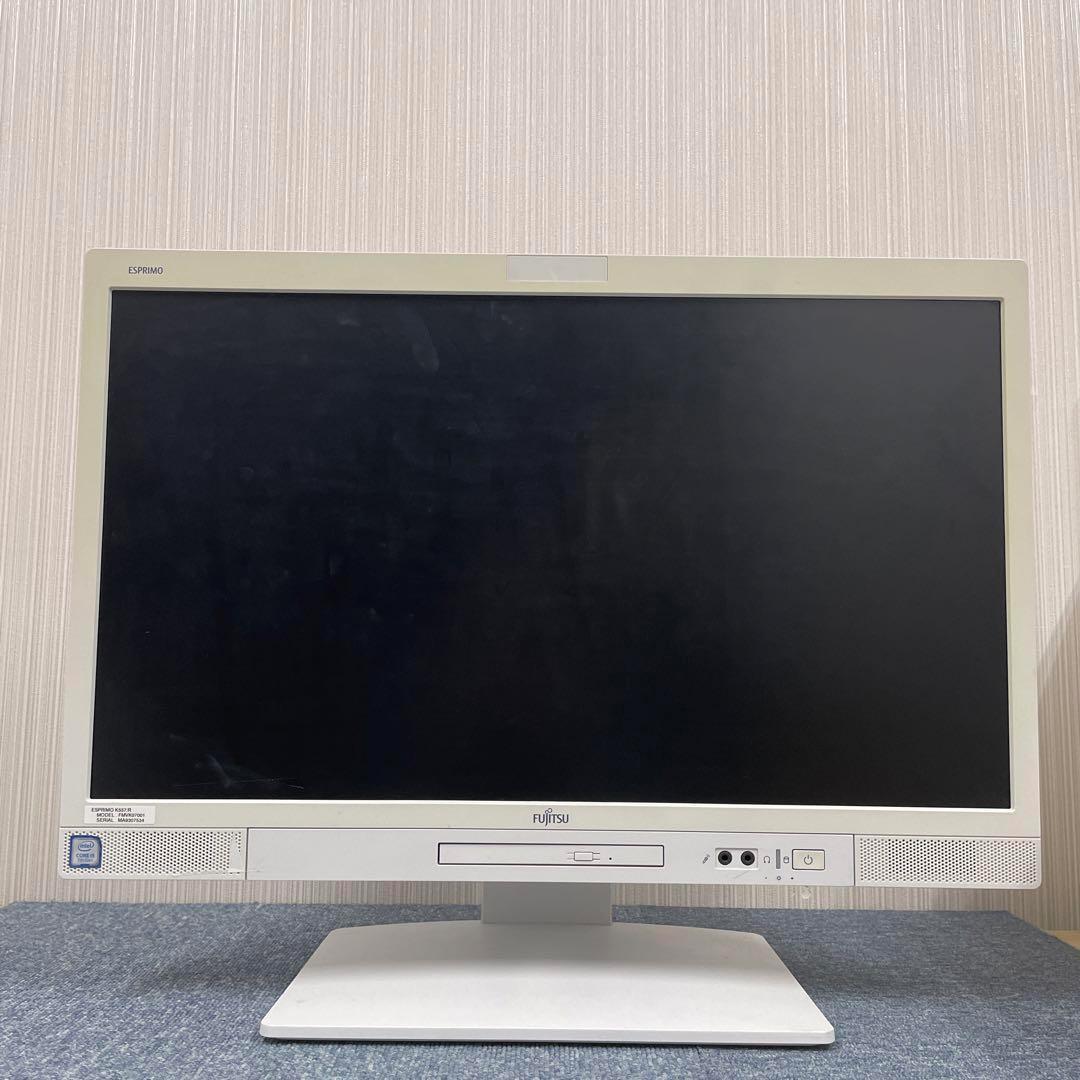 富士通　ESPRIMO 　一体型　メモリ8GB　SSD256GB　初期設定済み