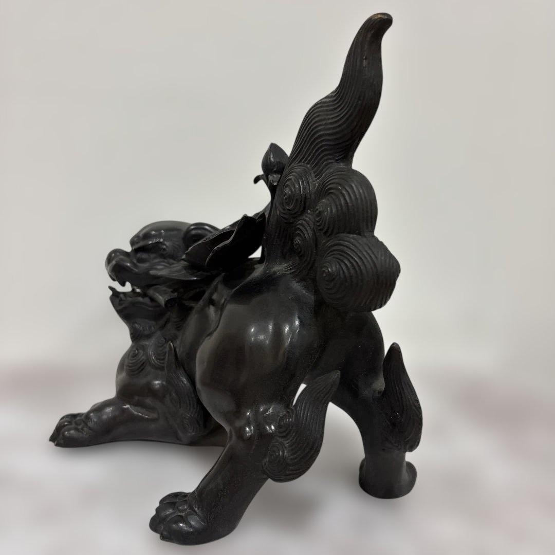 照雲作　「唐獅子牡丹」　（銅置物）