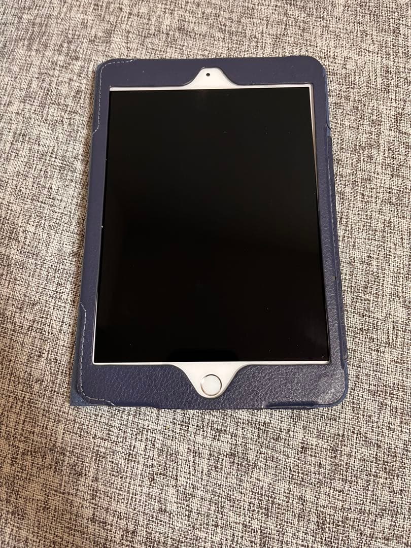 iPad mini 4 16GB SIMフリーCellular本体のみ初期化済み