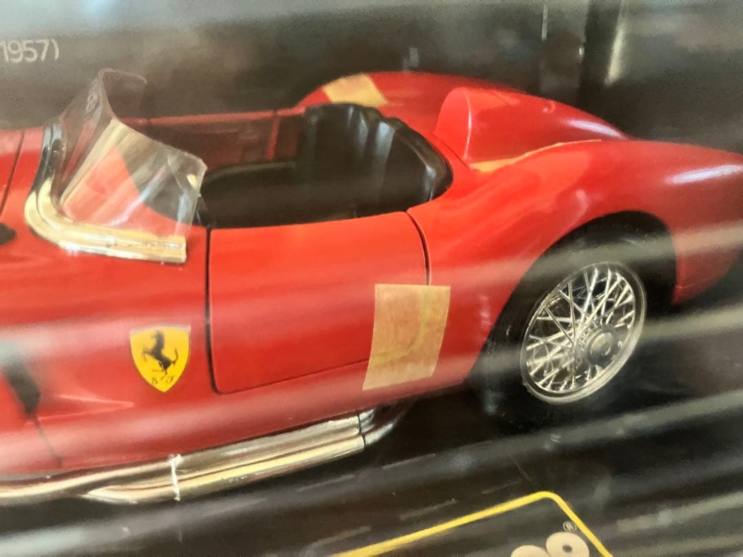 burago ブラーゴ 1/18 フェラーリ 250TR テスタロッサ 1957