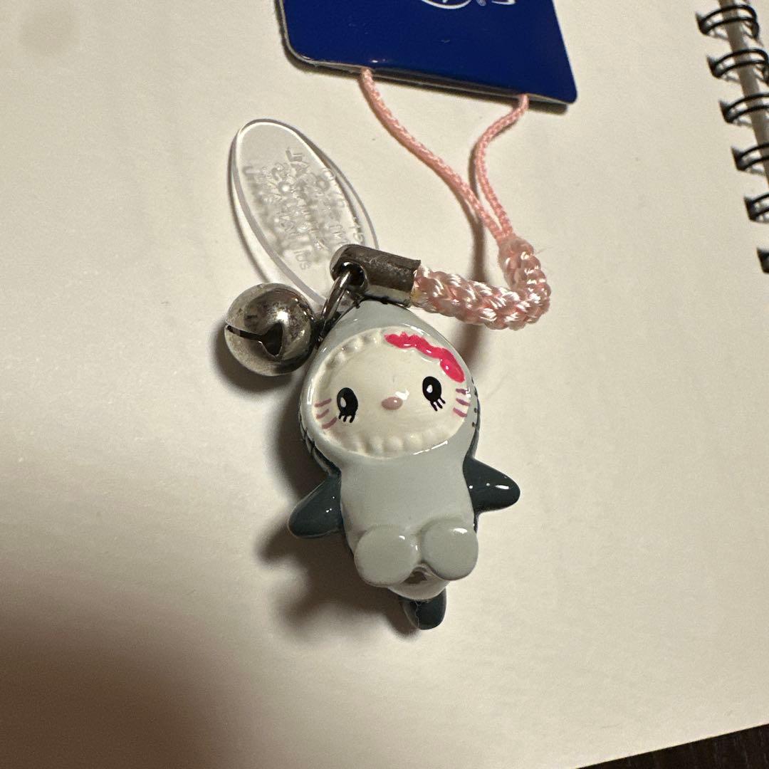 USJジョーズ　ハローキティストラップ