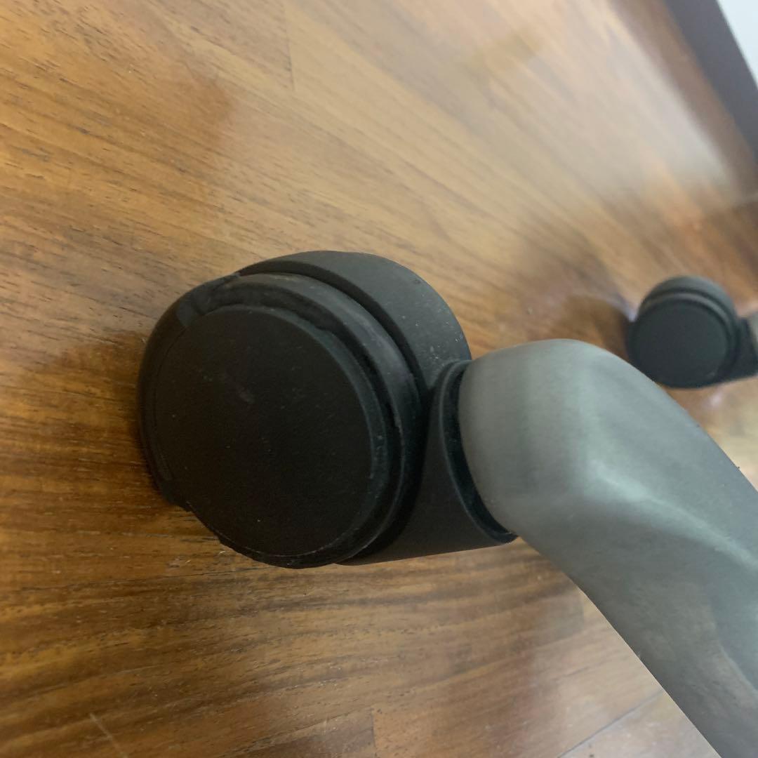 Ergohuman Pro エルゴヒューマンプロ オットマン付き 引き取り価格