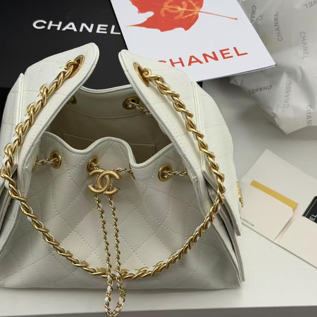 クリーム色 キルティング バッグ