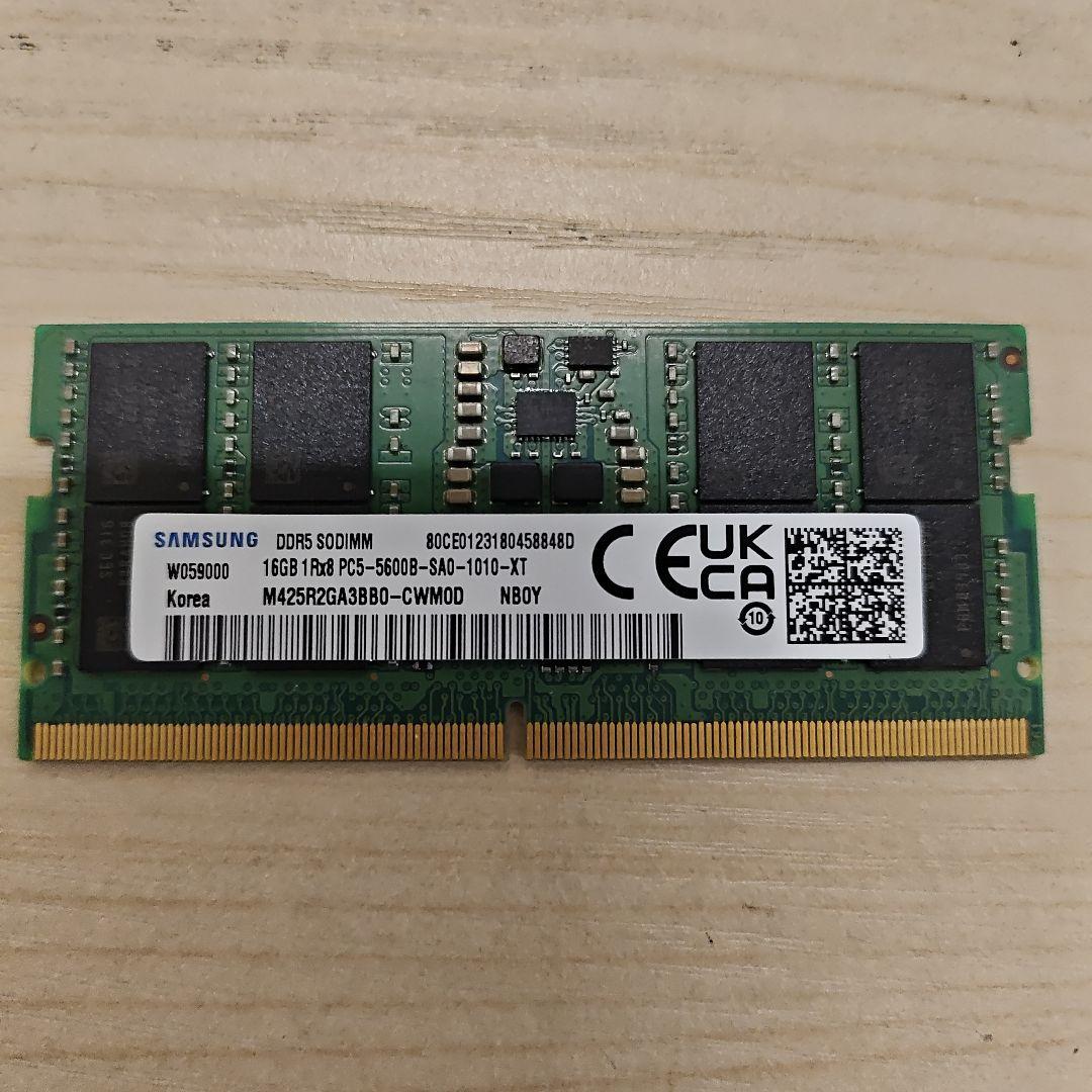 Samsung 16GB DDR5 SODIMM メモリ