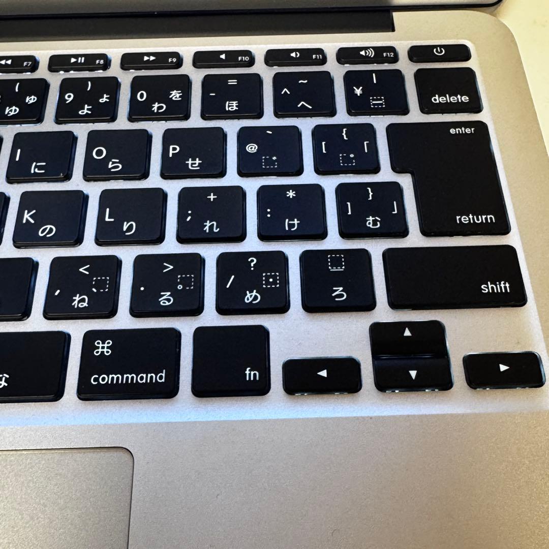 Apple MacBook Air Early 2015 11インチ シルバー