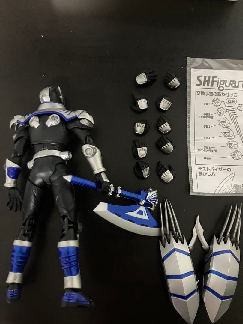 SHF 仮面ライダータイガ フィギュア　s.h.figuarts